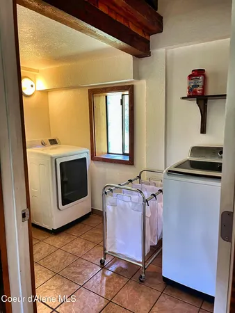 $585,000 | 260 Rustic Lane, Bonners Ferry, ID 83805