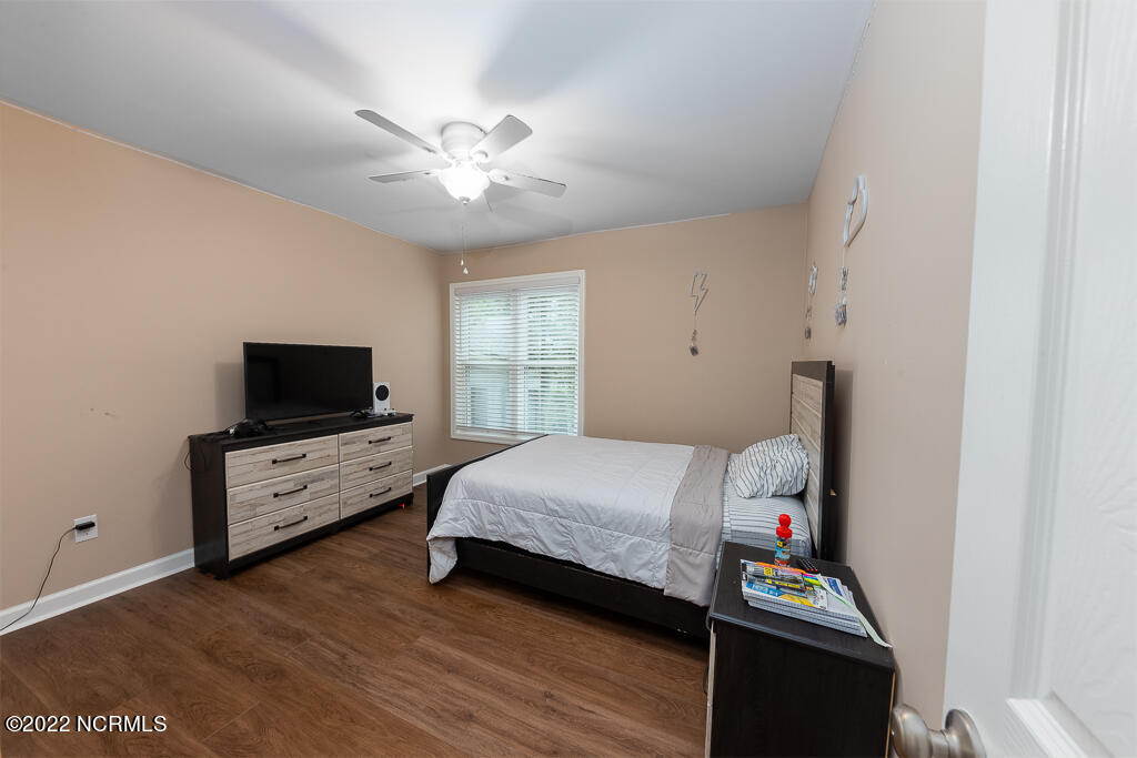 9111 Riverview Drive New Bern, NC 28560 - Photo 10 of 18 IMG_1642-Edit