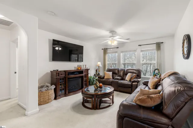 $410,000 | 3 Old Tree Court, Simpsonville, SC 29681