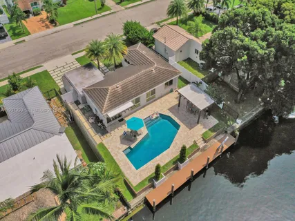 $1,195,000 | 1108 Tangelo Isle, Fort Lauderdale, FL 33315