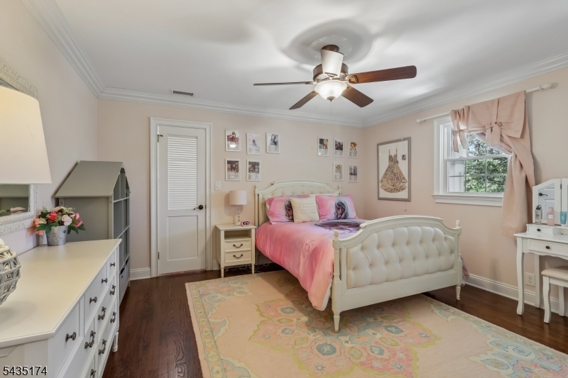 27 Burlington Road Berkeley Heights, NJ 07974 - Photo 31 of 37