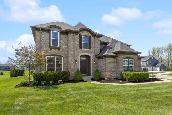 $715,000 | 2665 Russell Woods Drive, Delaware, OH 43015