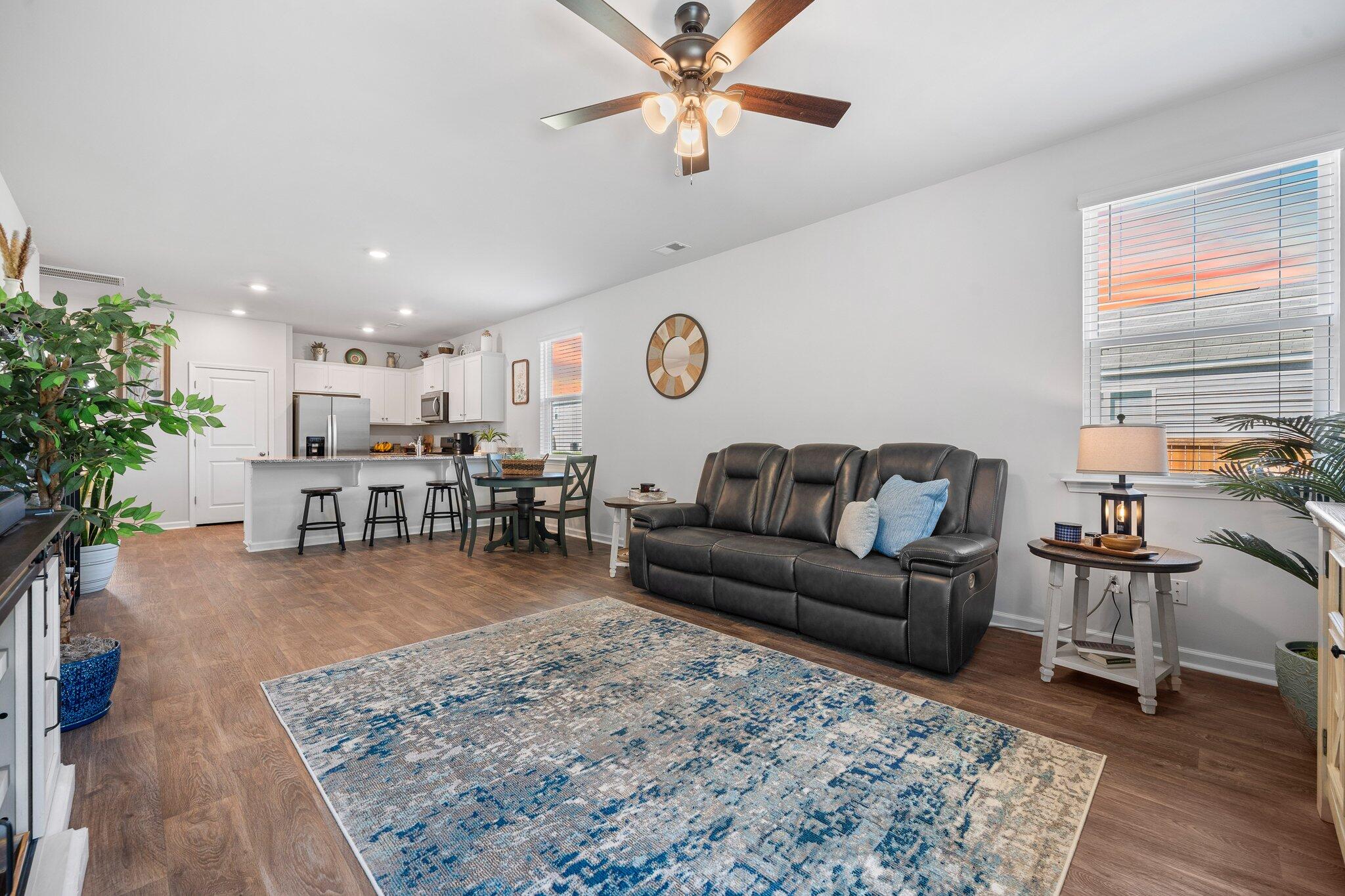 133 Ivory Shadow Road Summerville, SC 29486 - Photo 12 of 33 12-web-or-mls-BARCLAY MEDIA CO v2-14