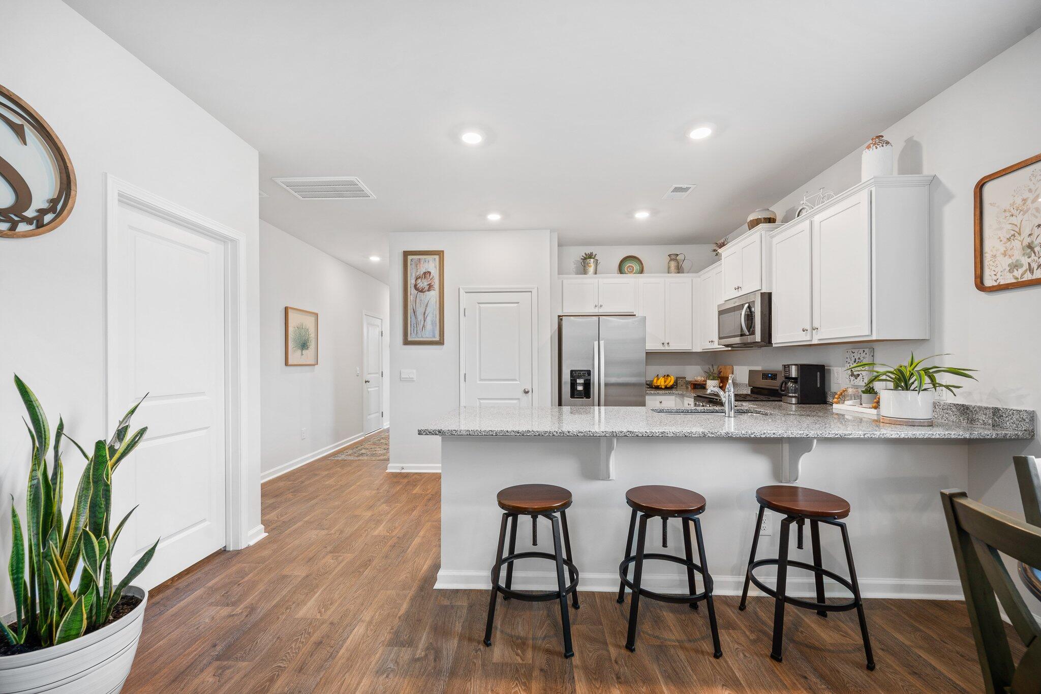 133 Ivory Shadow Road Summerville, SC 29486 - Photo 9 of 33 9-web-or-mls-BARCLAY MEDIA CO v2-11