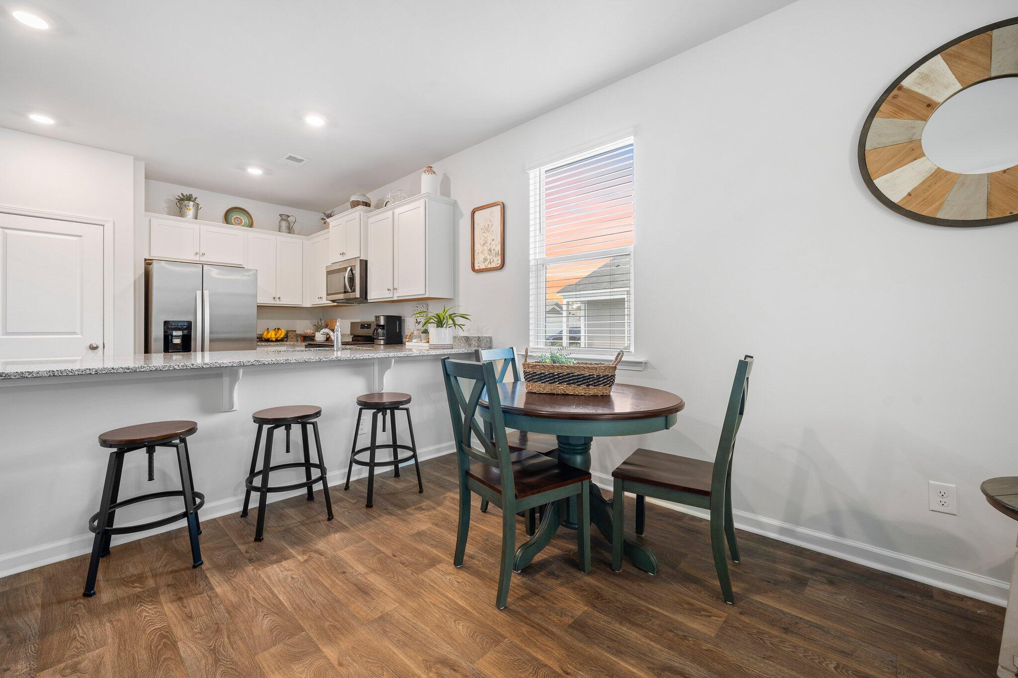 133 Ivory Shadow Road Summerville, SC 29486 - Photo 10 of 33 10-web-or-mls-BARCLAY MEDIA CO v2-12