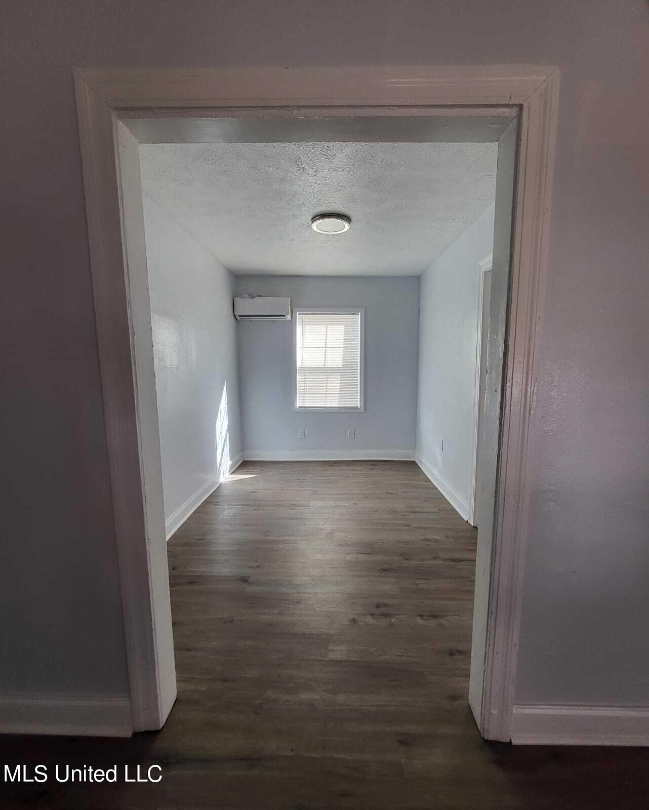 1808 Kenmore Drive Jackson, MS 39209 - Photo 3 of 12 image3