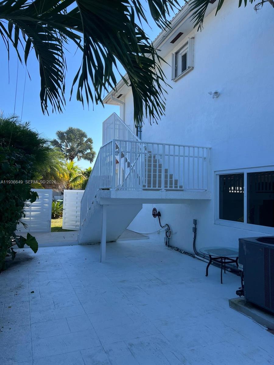 3884 Southwest 150th Court Miami, FL 33185 - Photo 34 of 45