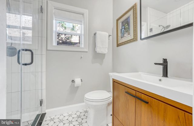 $954,000 | 725 Kentucky Avenue Southeast, Washington, DC 20003