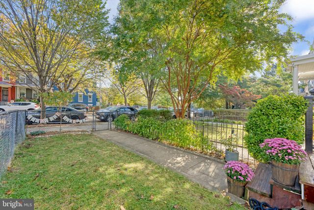 $954,000 | 725 Kentucky Avenue Southeast, Washington, DC 20003