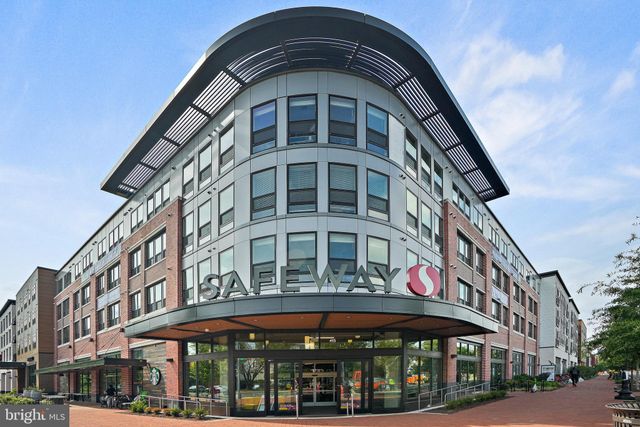 $954,000 | 725 Kentucky Avenue Southeast, Washington, DC 20003