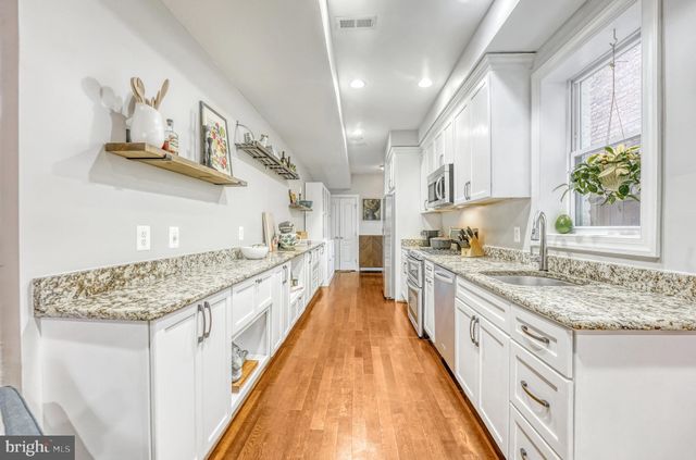 $954,000 | 725 Kentucky Avenue Southeast, Washington, DC 20003