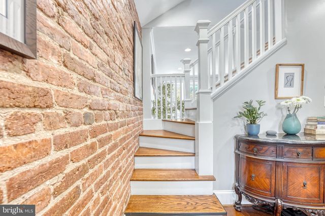 $954,000 | 725 Kentucky Avenue Southeast, Washington, DC 20003