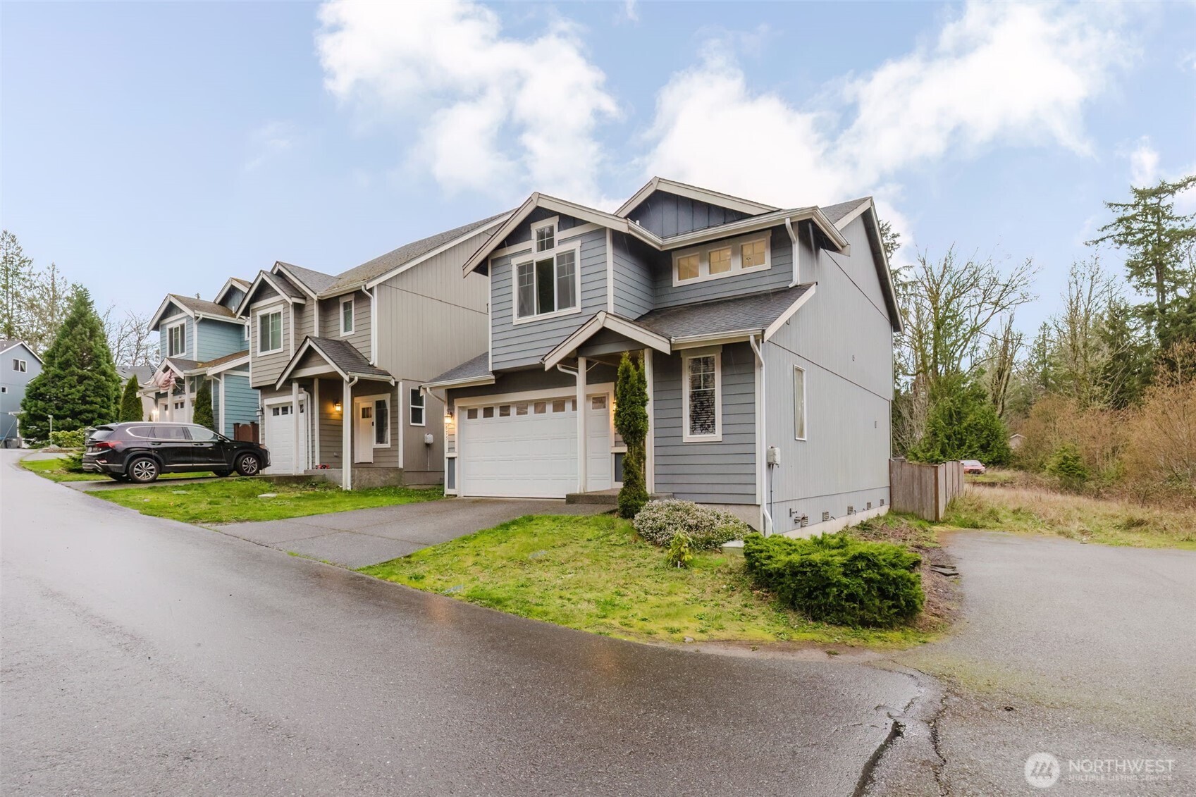 3675 Halsey Lane Bremerton, WA 98310 - Photo 2 of 25