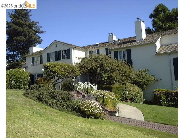 1739 Spruce Street Berkeley, CA 94709 - Photo 41 of 50