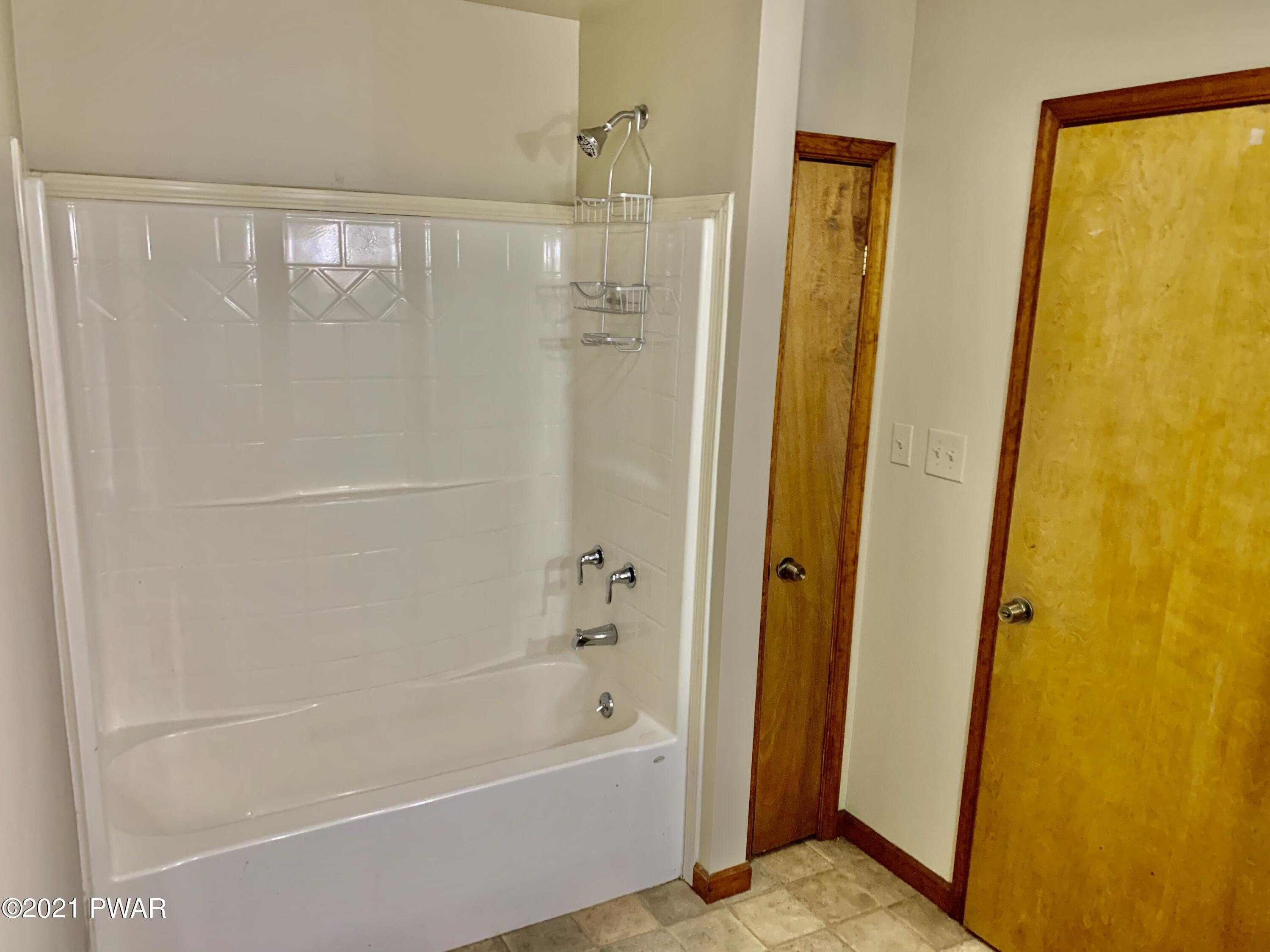 274 Murphy Hill Road Pleasant Mount, PA 18453 - Photo 24 of 32