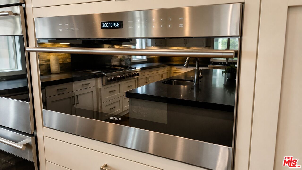 116 Catalyst Irvine, CA 92618 - Photo 34 of 75