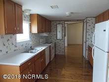2616 Old New Bern Road Chocowinity, NC 27817 - Photo 6 of 14 Old New Bern Rd-025 Kitchen