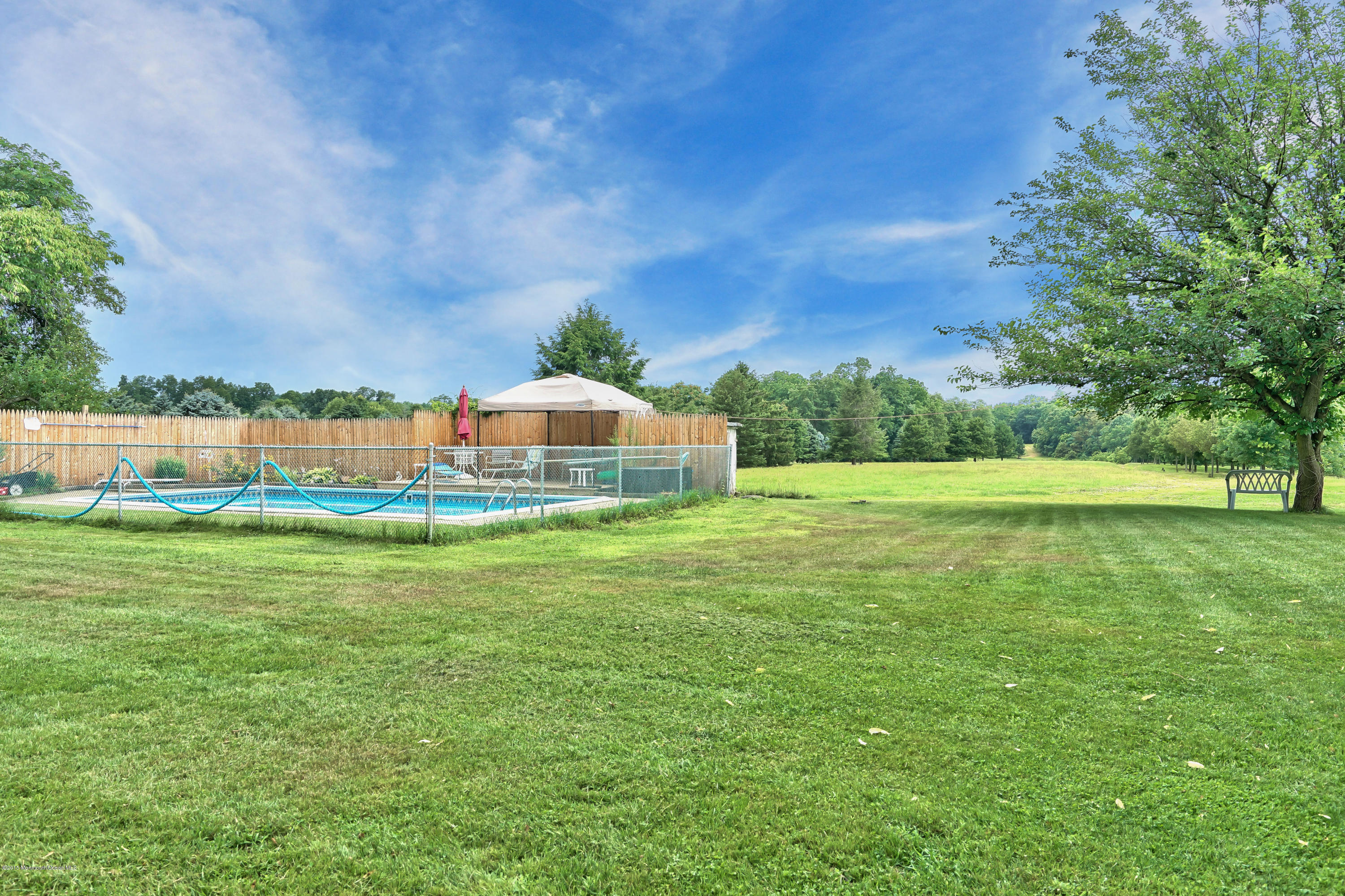 64 Roberts Road Millstone Township, NJ 08535 - Photo 26 of 36 64 Roberts Rd Millstone NJ-print-062-Bac