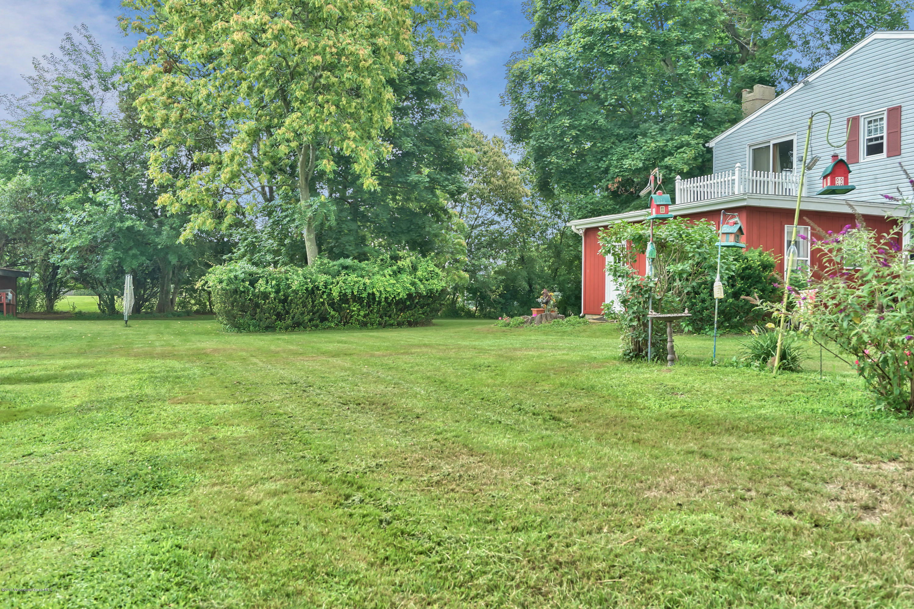 64 Roberts Road Millstone Township, NJ 08535 - Photo 30 of 36 64 Roberts Rd Millstone NJ-print-067-Bac