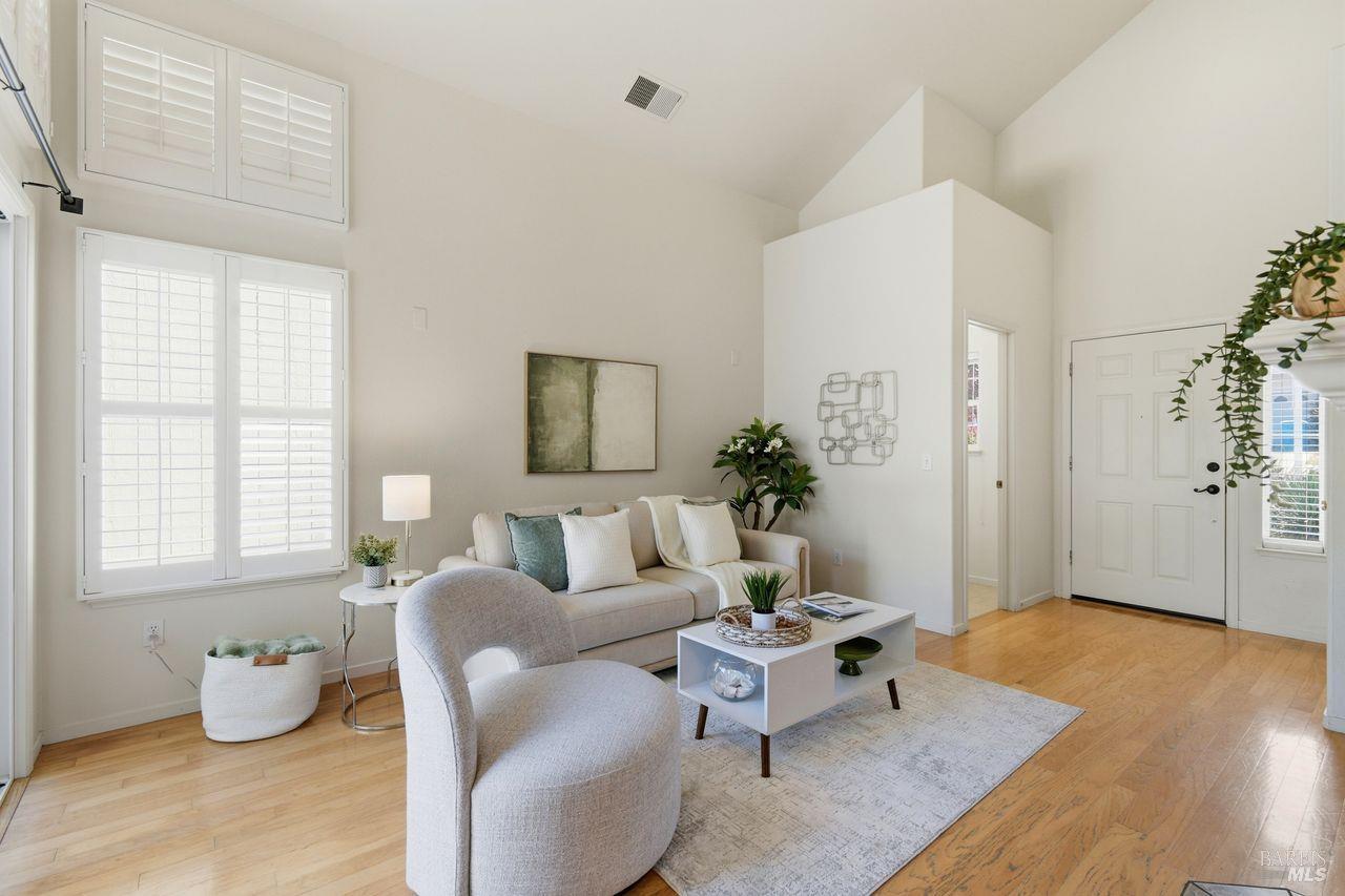 1439 Grey Hawk Way Santa Rosa, CA 95409 - Photo 8 of 37