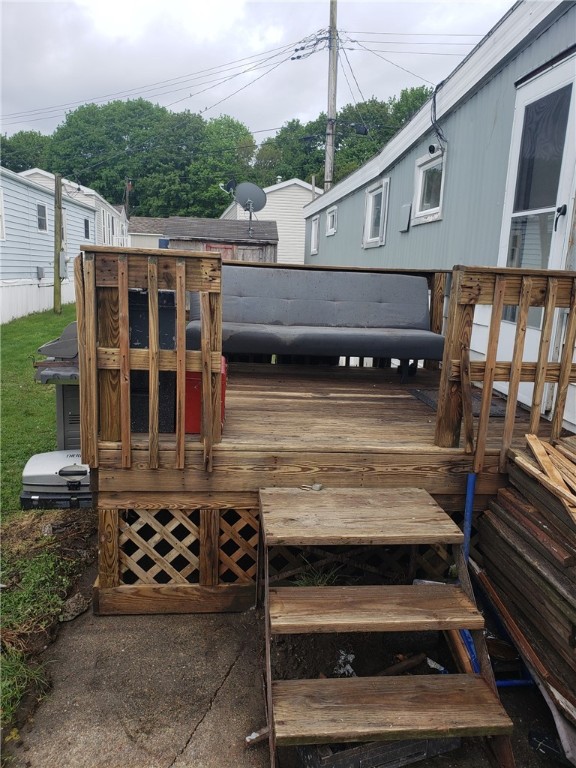 13 2nd Street Portsmouth, RI 02871 - Photo 3 of 16
