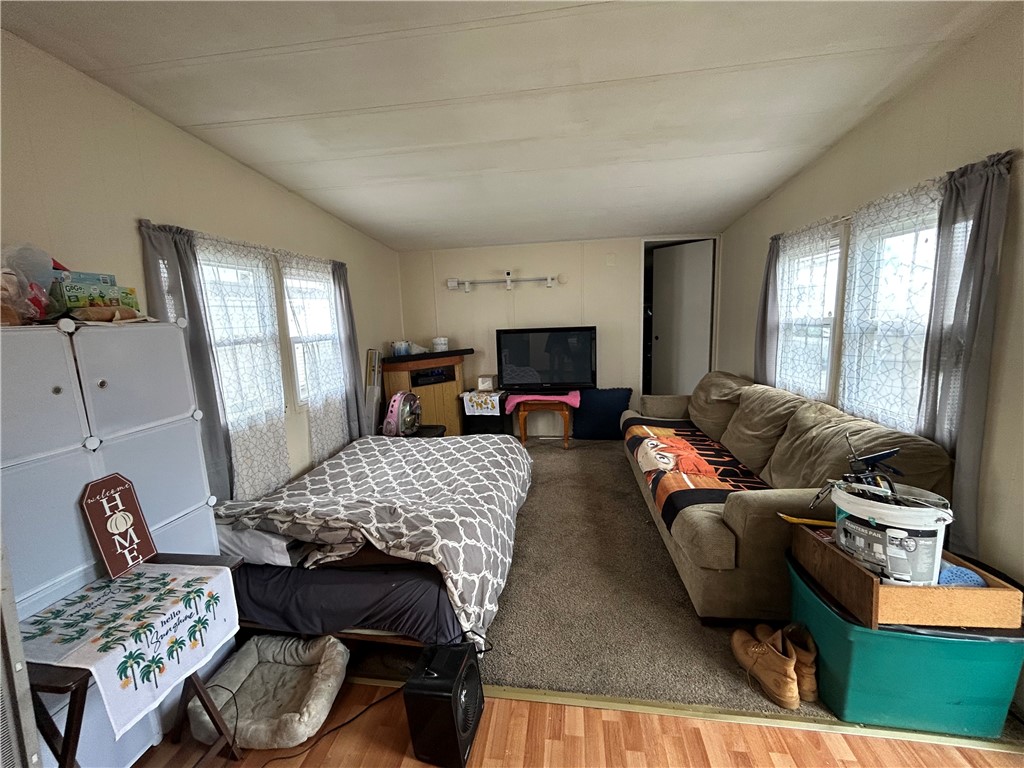 13 2nd Street Portsmouth, RI 02871 - Photo 5 of 16