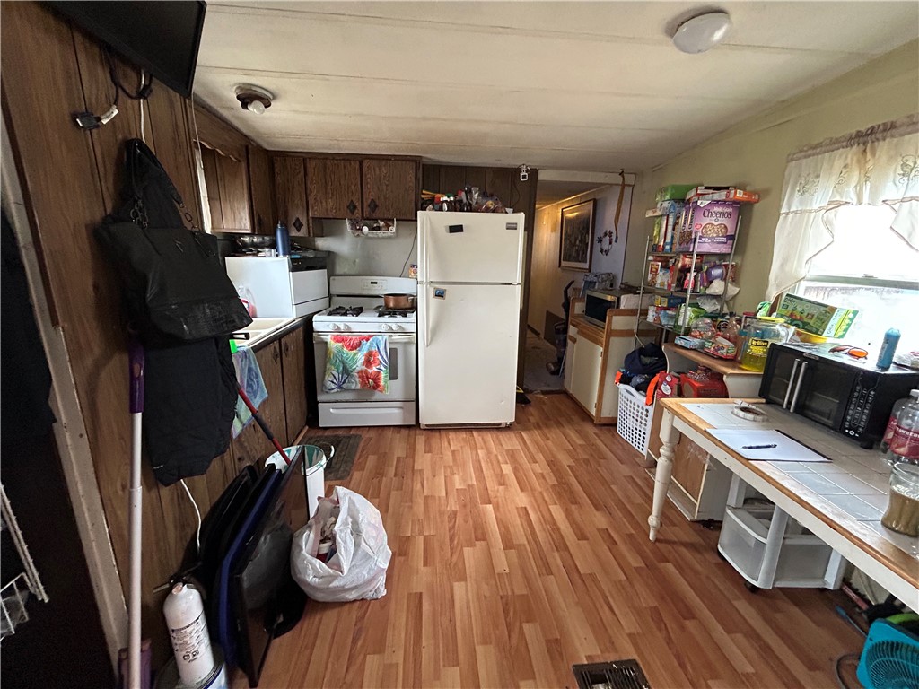 13 2nd Street Portsmouth, RI 02871 - Photo 6 of 16