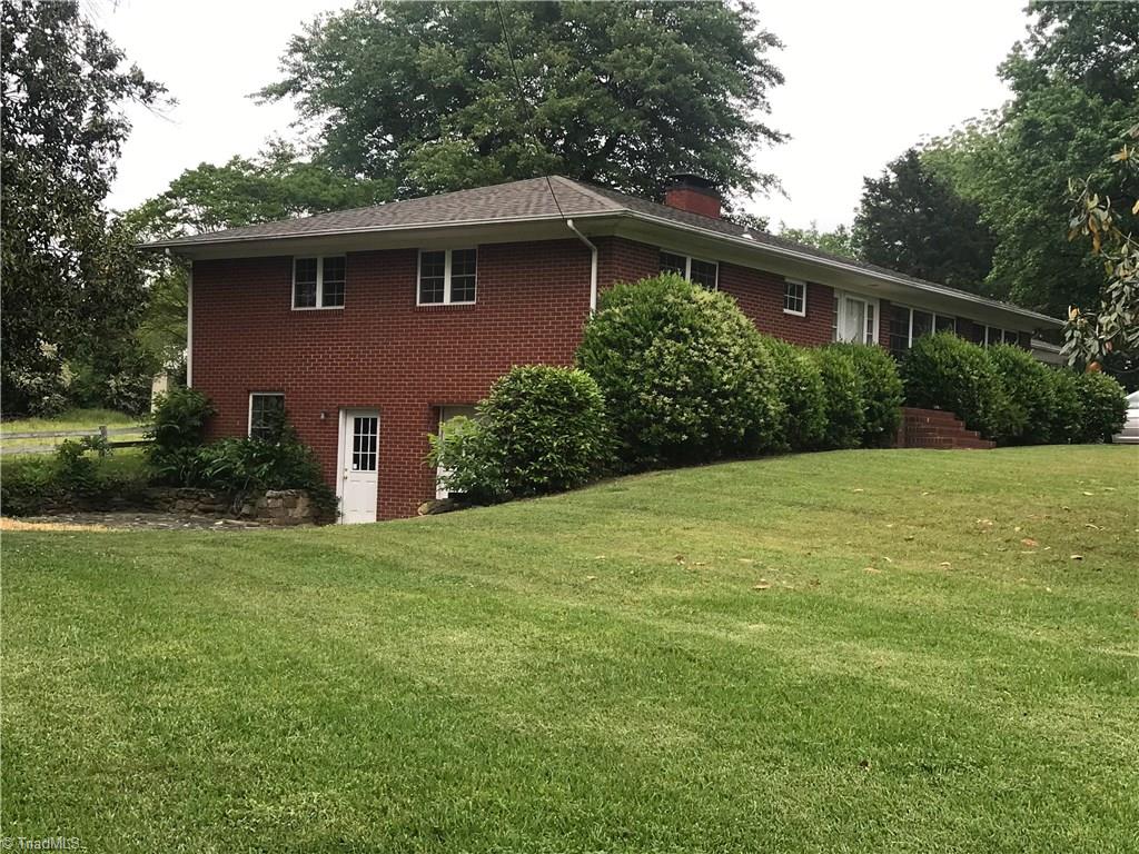 935 Liberty Road High Point, NC 27263 - Photo 27 of 28 Gallery Image 27