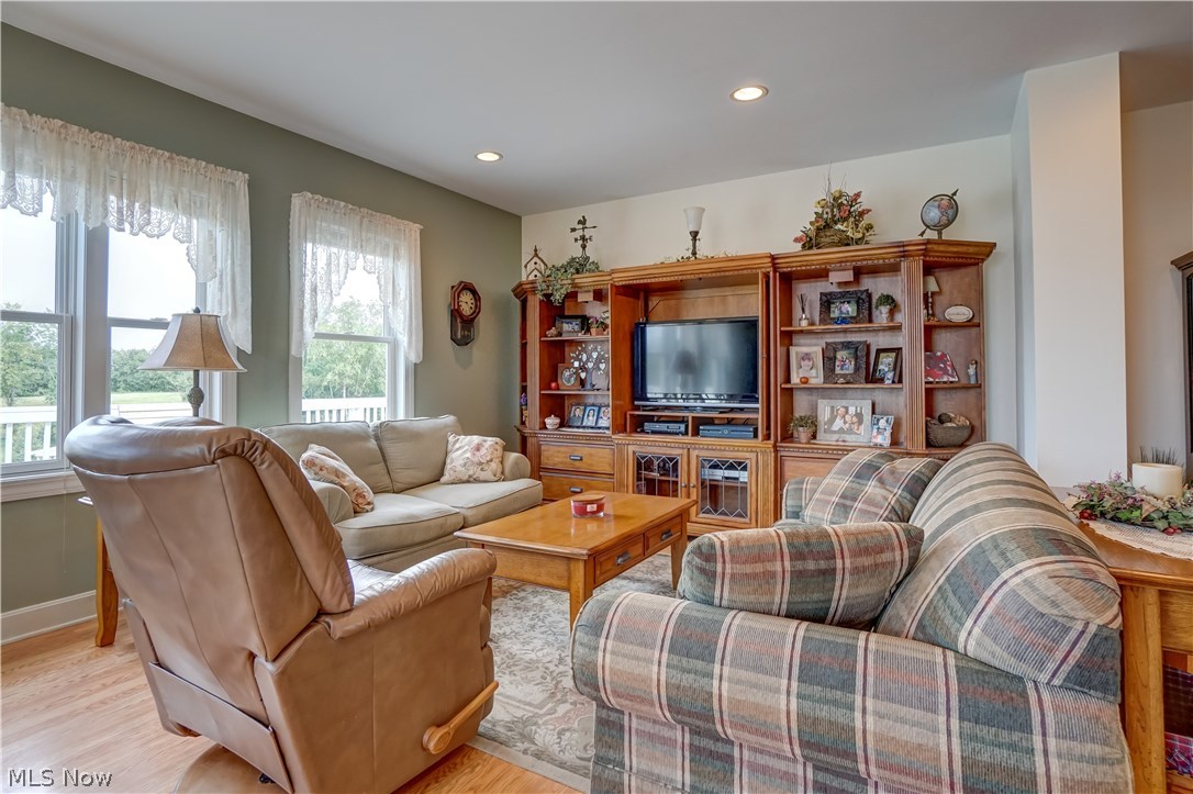 345 Morgan Road Zanesville, OH 43701 - Photo 7 of 35 Gallery Image 7