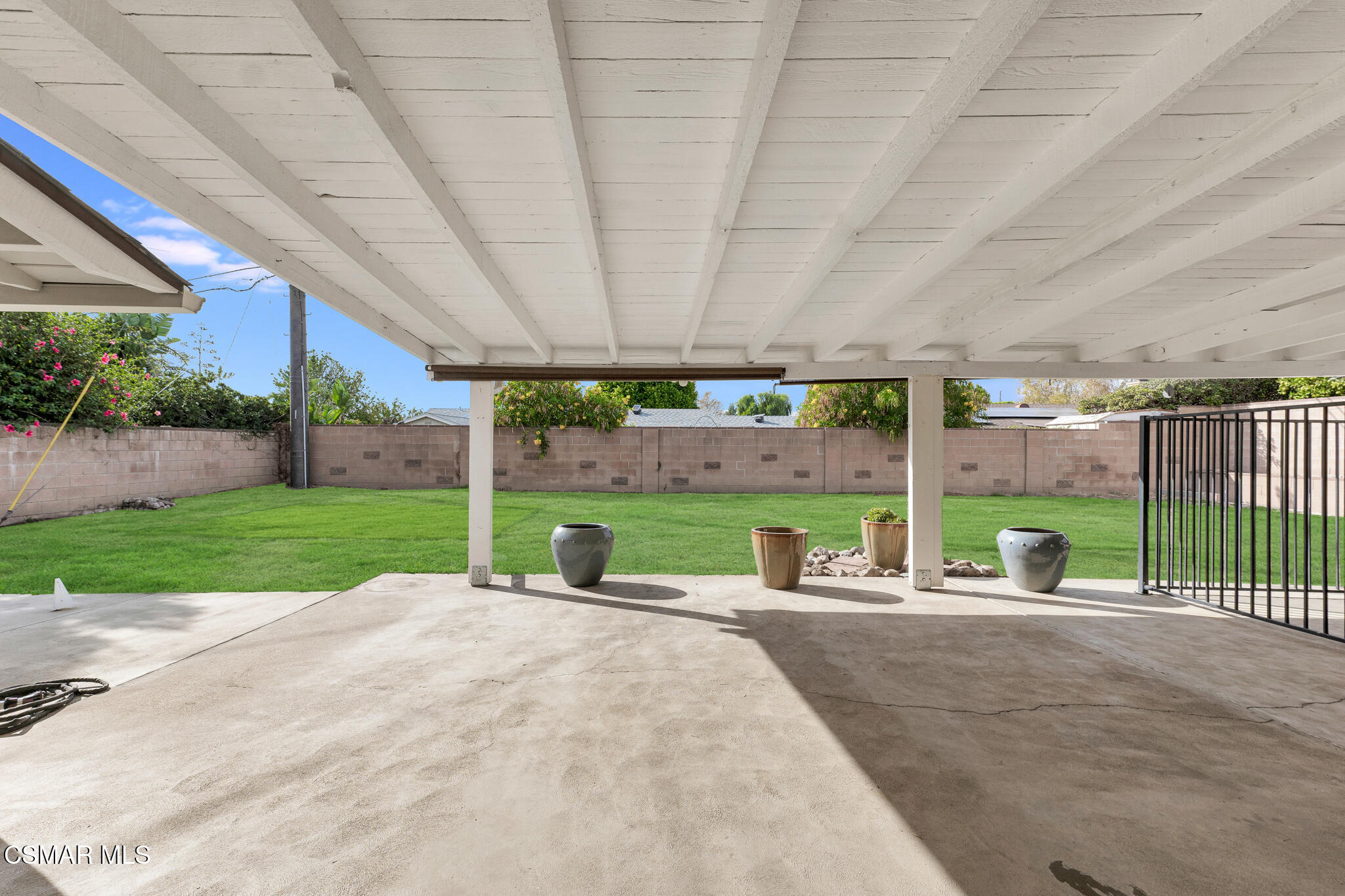 3235 Amarillo Avenue Simi Valley, CA 93063 - Photo 42 of 61 3235 Amarillo Ave - HsHProd-40