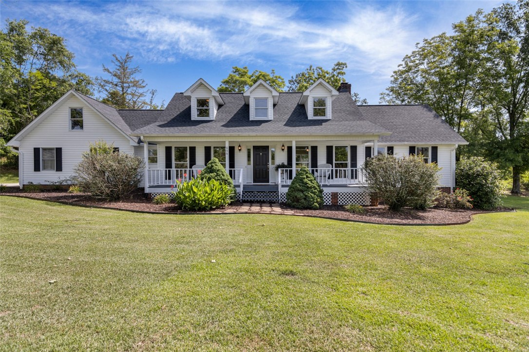 606 Dalton Road Seneca, SC 29678 - Photo 1 of 42 Gallery Image 1