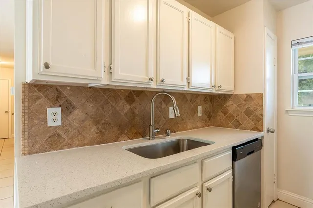 $1,500 | 2622 Foxcroft Lane, Garland, TX 75044