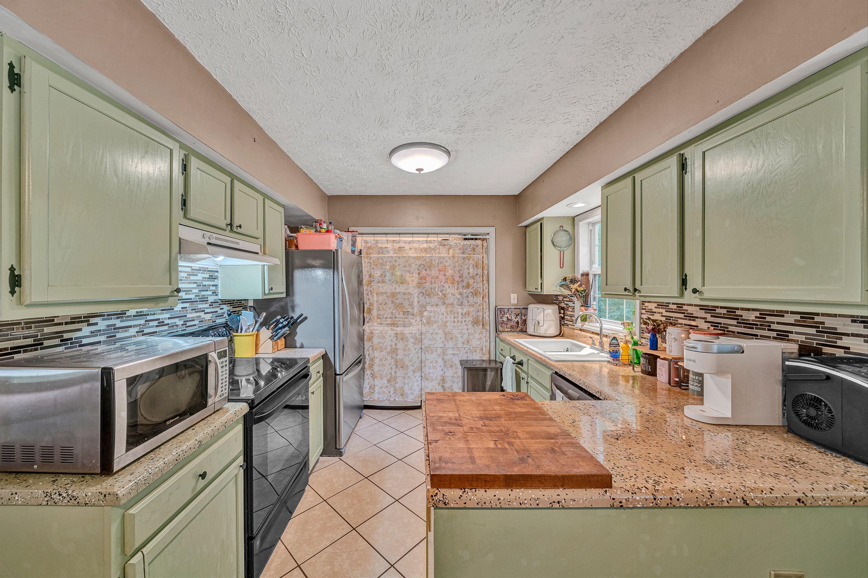 1145 Farmington Road Hardy, VA 24101 - Photo 8 of 32 10-VM-09432