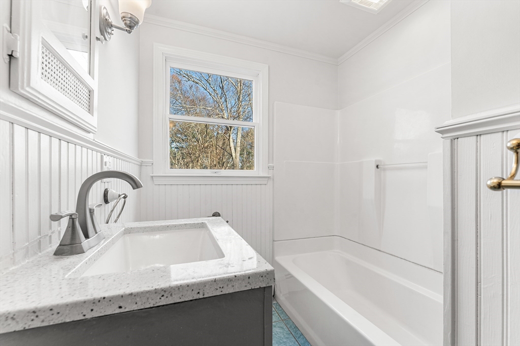 212 Mill Street Mansfield, MA 02048 - Photo 12 of 36