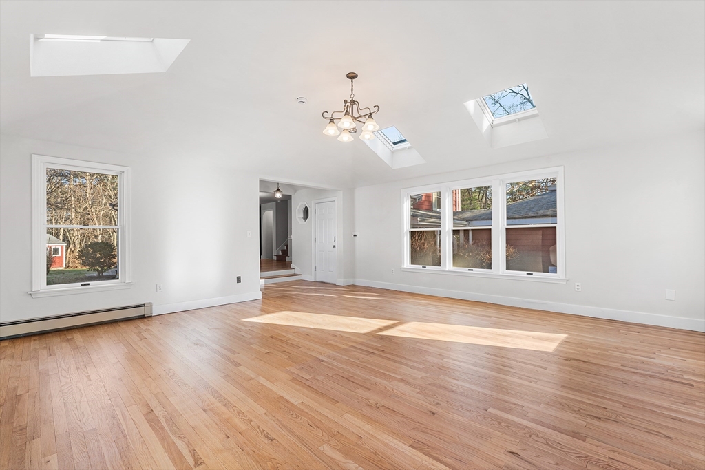 212 Mill Street Mansfield, MA 02048 - Photo 10 of 36