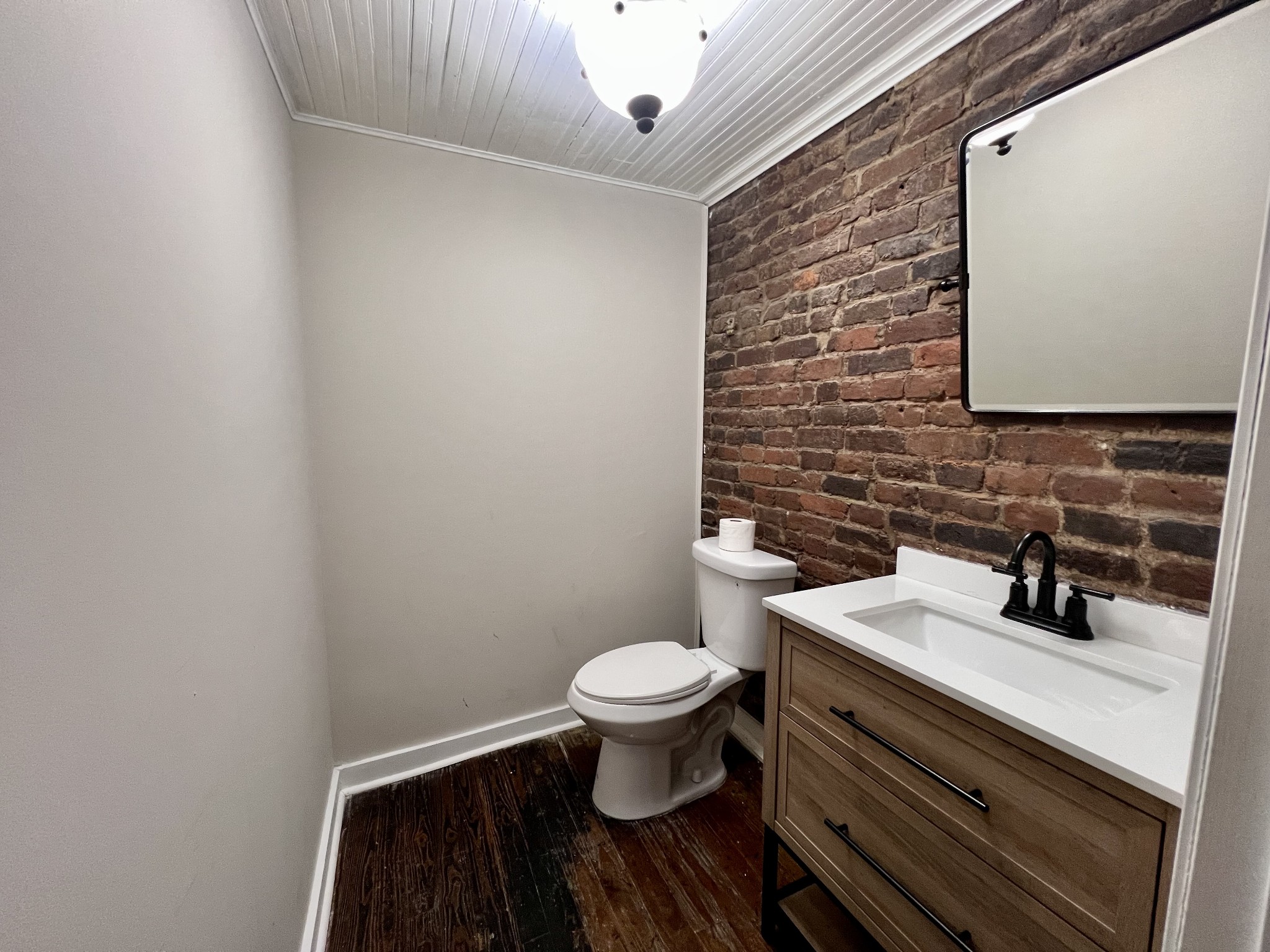 209 North 1st Street Pulaski, TN 38478 - Photo 6 of 8 Gallery Image 6