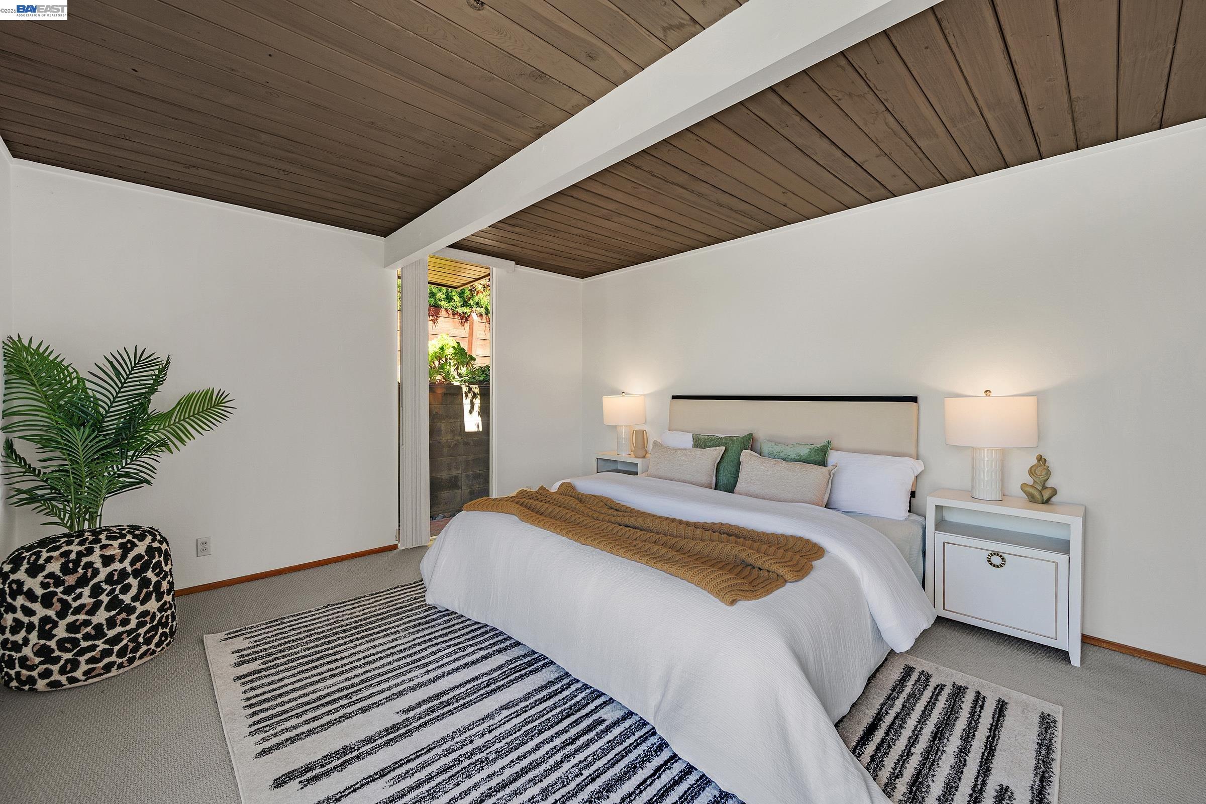 5354 Greenridge Road Castro Valley, CA 94552 - Photo 18 of 46