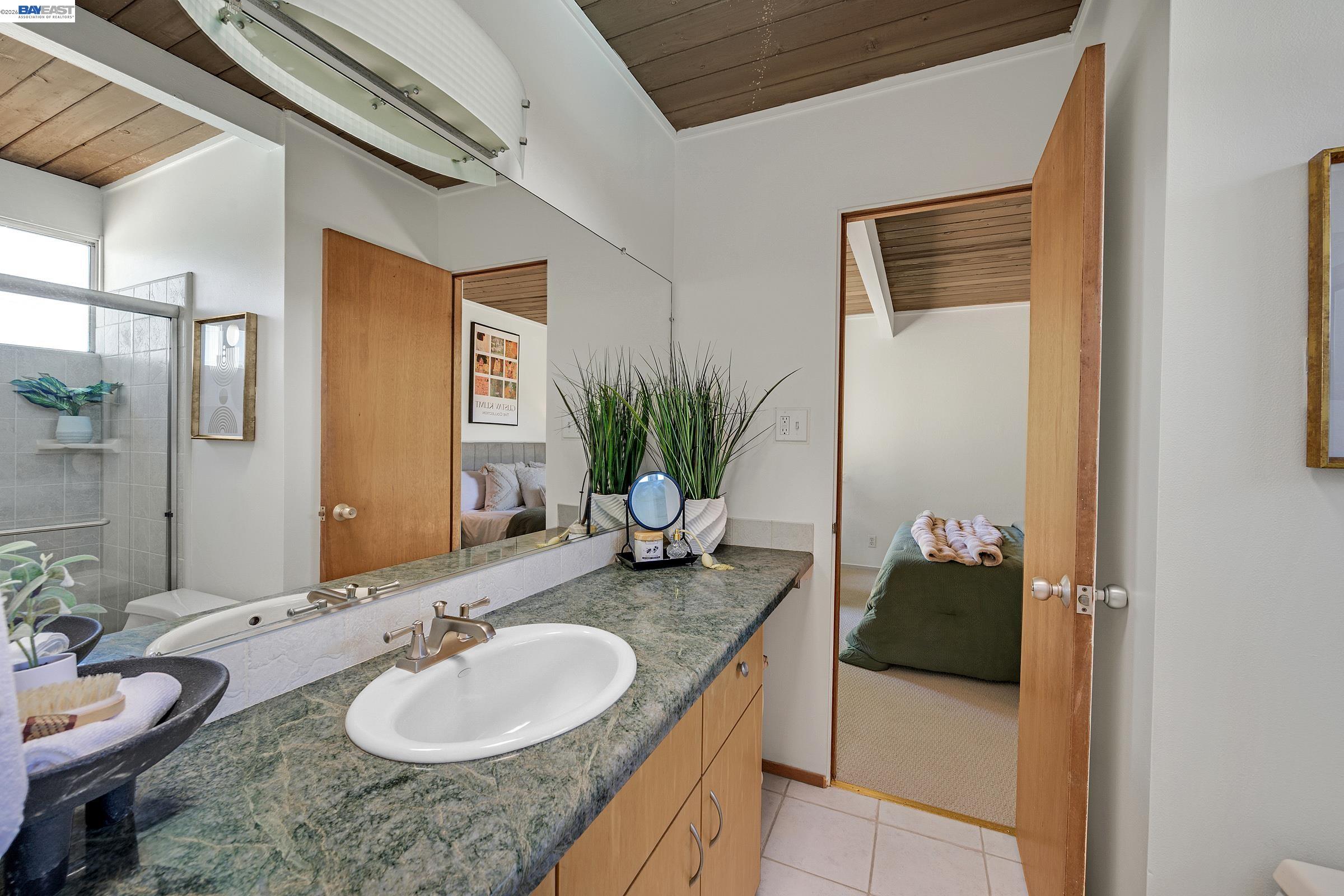 5354 Greenridge Road Castro Valley, CA 94552 - Photo 21 of 46