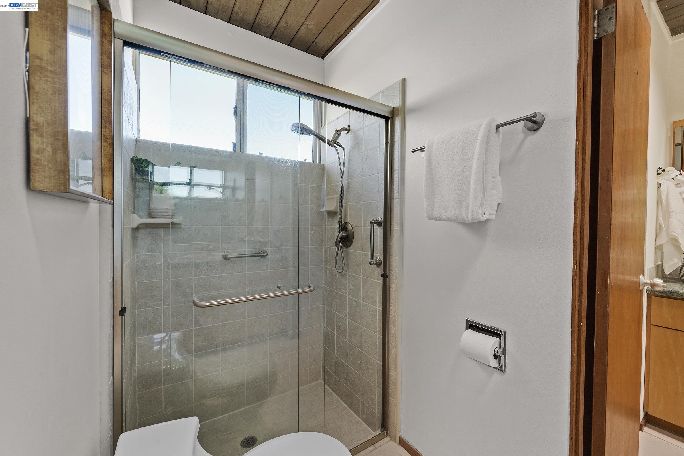 5354 Greenridge Road Castro Valley, CA 94552 - Photo 22 of 46