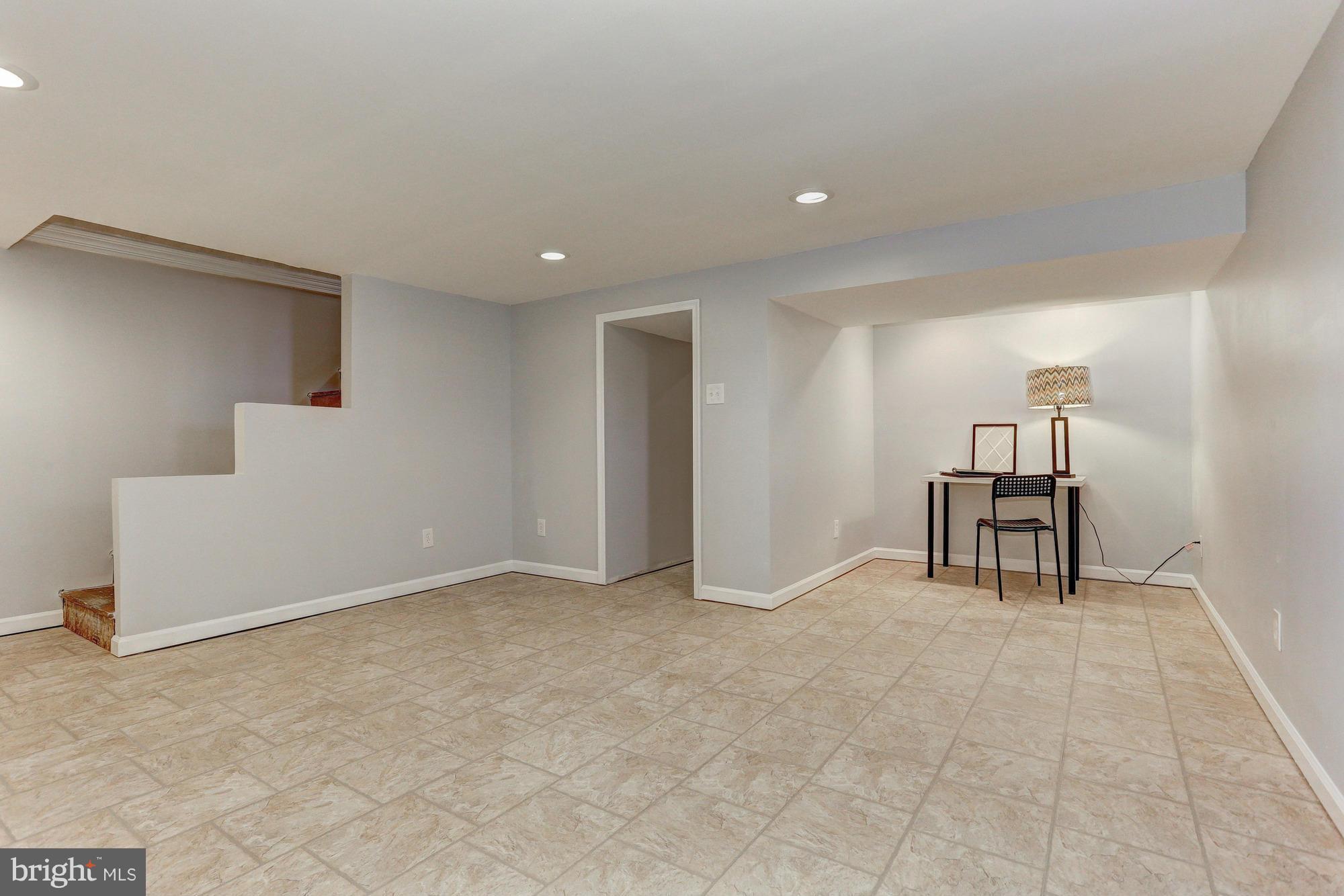5922 Hillen Road Baltimore, MD 21239 - Photo 19 of 24