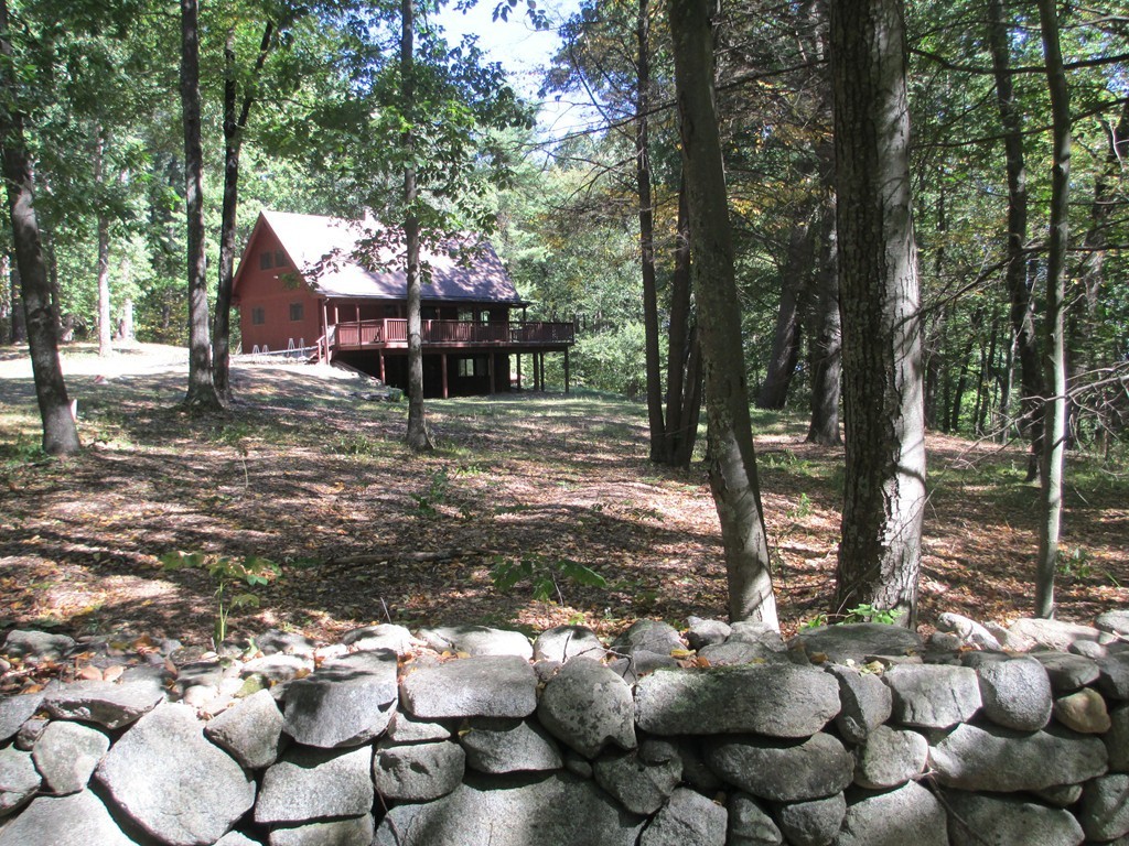 206 Old Stage Road Hatfield, MA 01088 - Photo 3 of 22 a backyard of a house with lots of green space
