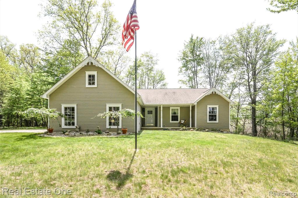19373 Spears Road Gregory, MI 48137 - Photo 1 of 42