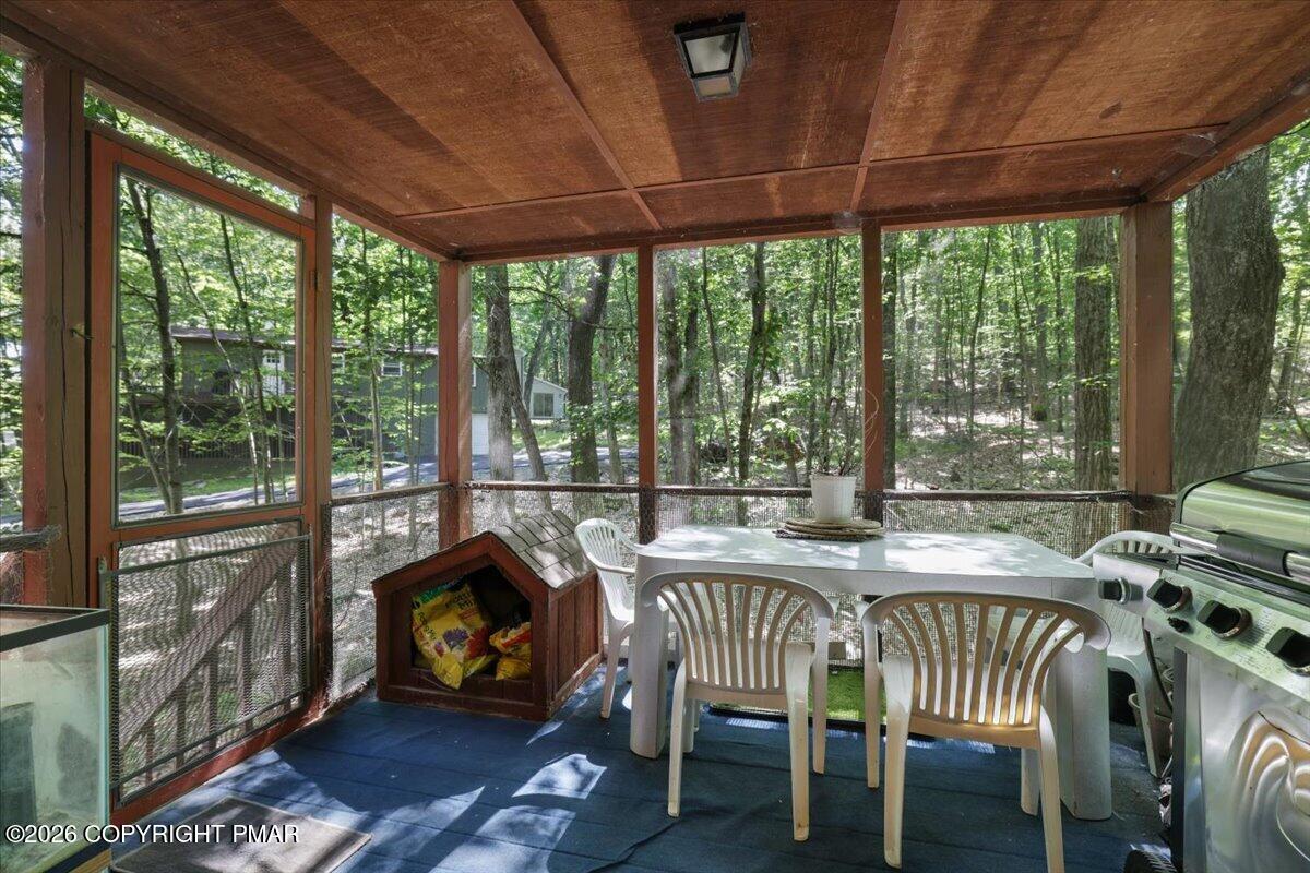 158 Saunders Drive Bushkill, PA 18324 - Photo 17 of 75 16- Screened in porch