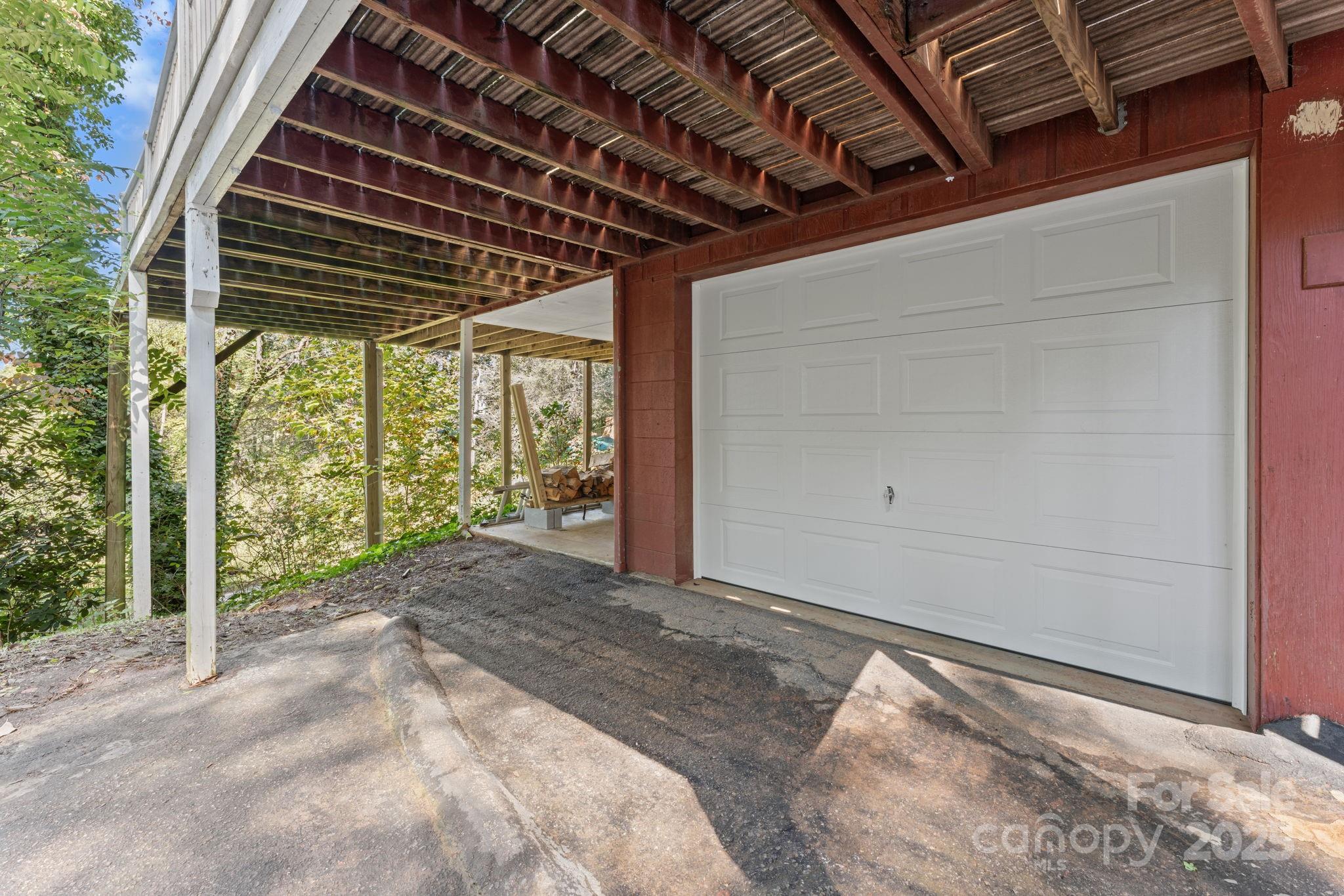 30 Maxies Corner Road Franklin, NC 28734 - Photo 28 of 33 a view of backyard with large trees