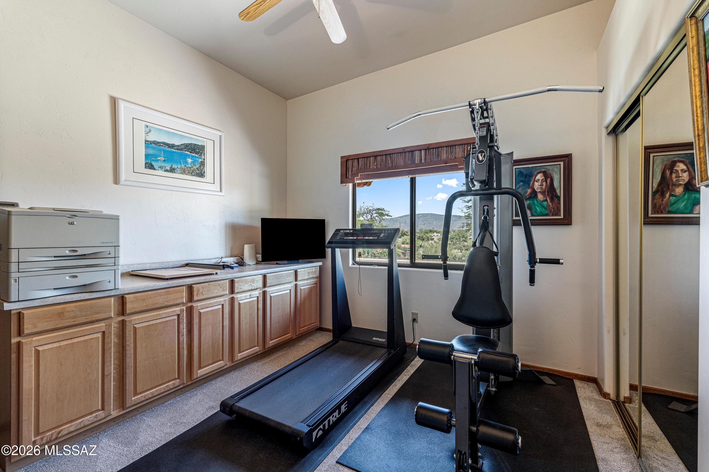 11160 East Golf Links Road Tucson, AZ 85730 - Photo 25 of 51 Nice, bright second bedroom.