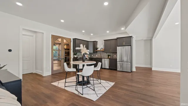 $1,649,900 | 447 Basalt Drive, Huntertown, IN 46748