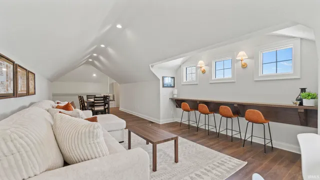 $1,649,900 | 447 Basalt Drive, Huntertown, IN 46748