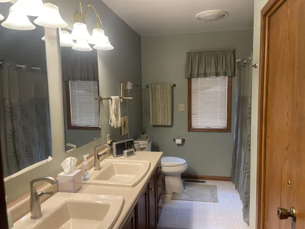 $269,900 | 207 East Hollett Street, Tracy, MN 56175