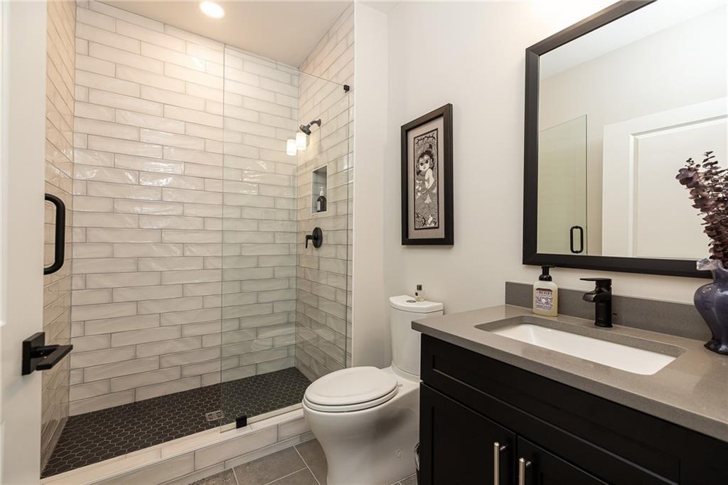 2722 Thornewilde Way Atlanta, GA 30339 - Photo 14 of 86