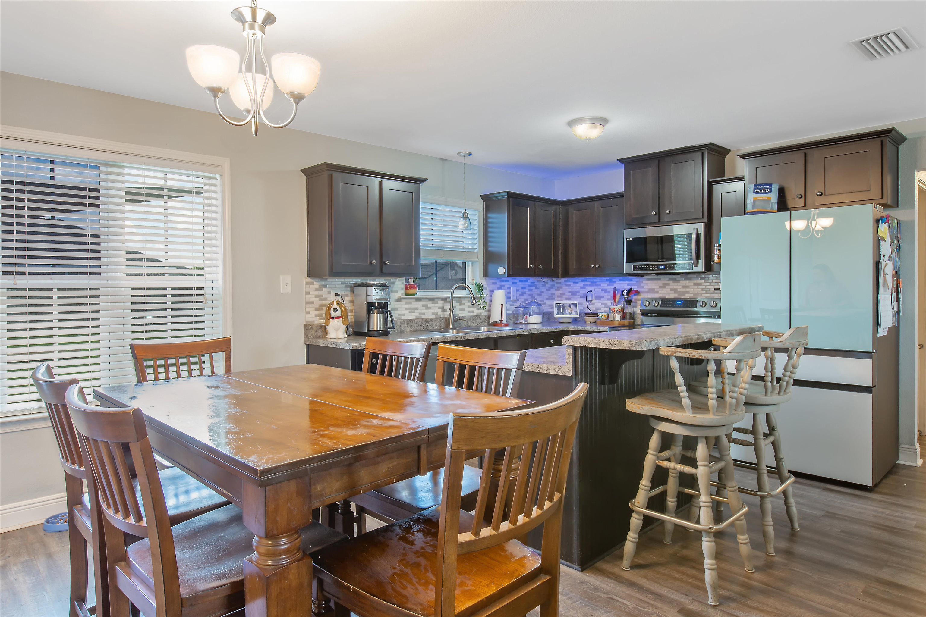 21555 Talbot Lane Robertsdale, AL 36567 - Photo 6 of 19 DiningArea
